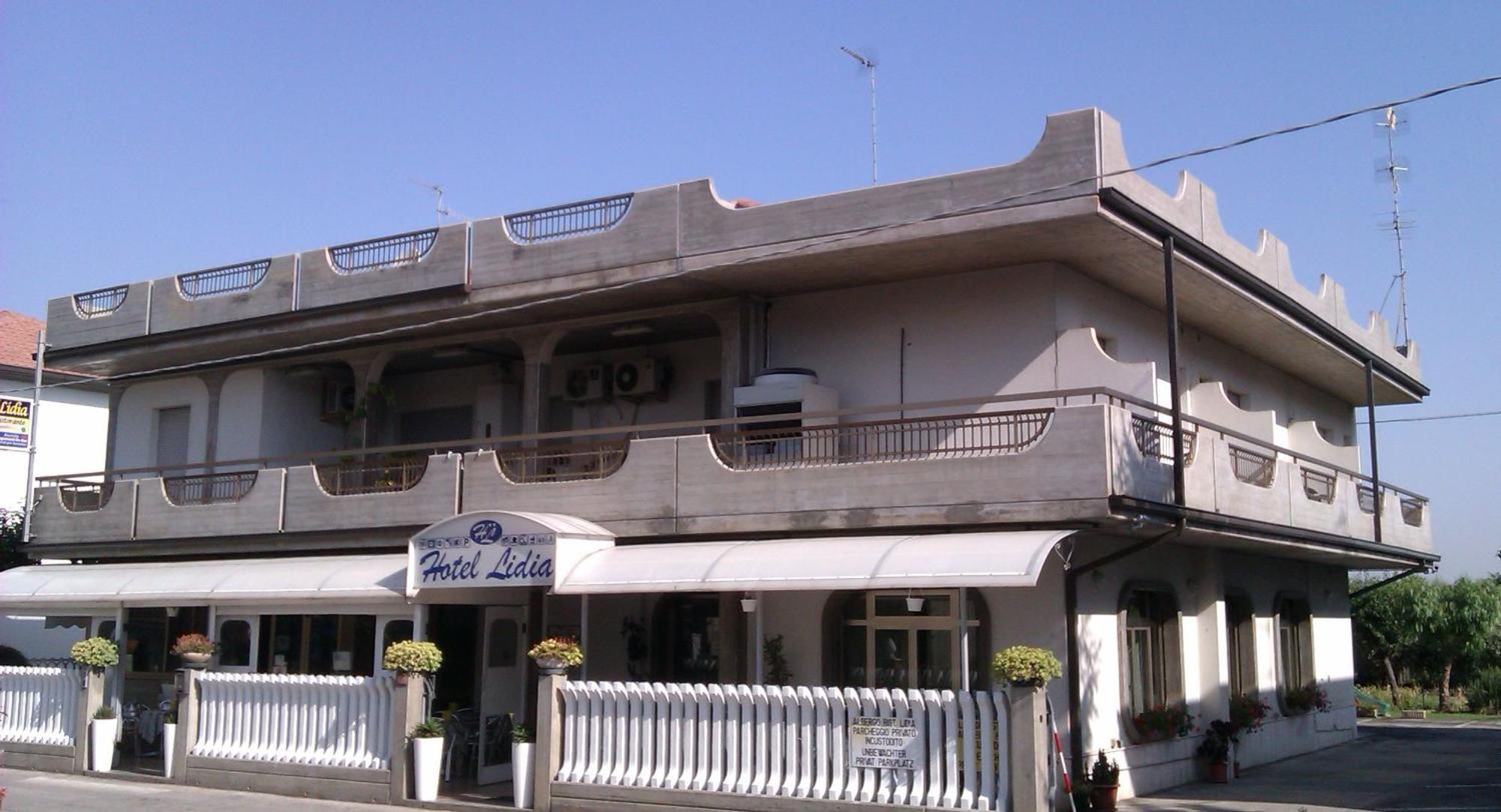 Hotel Lidia Alba Adriatica Extérieur photo