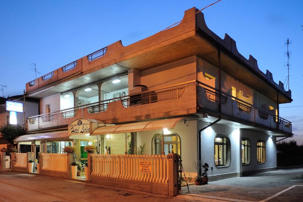 Hotel Lidia Alba Adriatica Extérieur photo