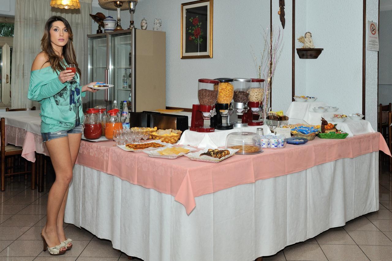 Hotel Lidia Alba Adriatica Extérieur photo